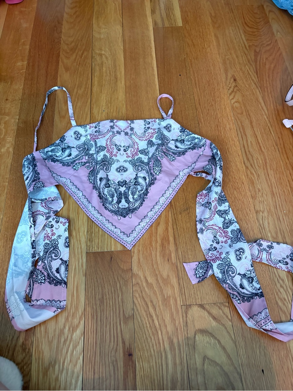 SHEIN Pink & White Paisley Bandana Crop Tank Top